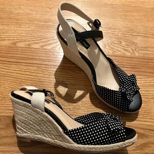 Violet & Red Miloh Printed Tie Wedge Shoe